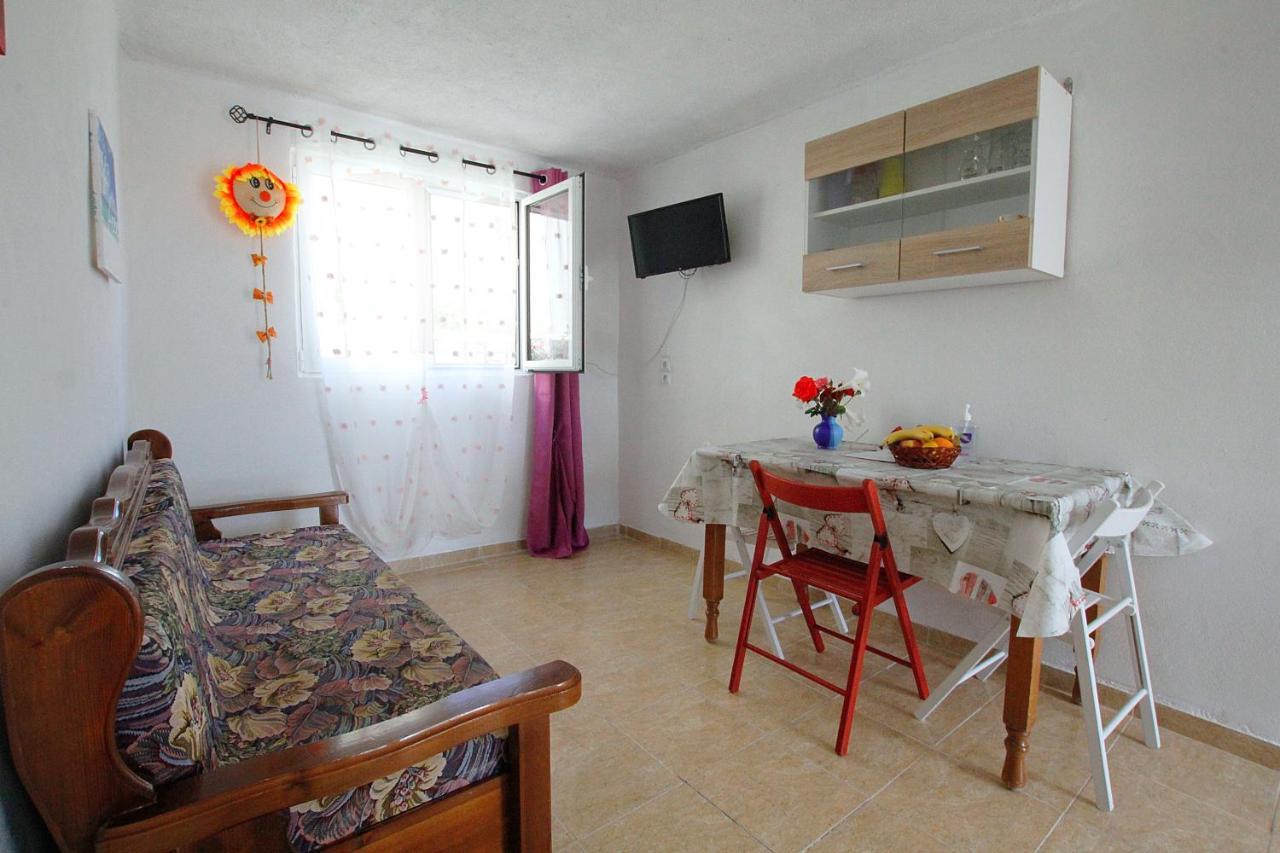 Paradis Studios Archangelos  Luaran gambar