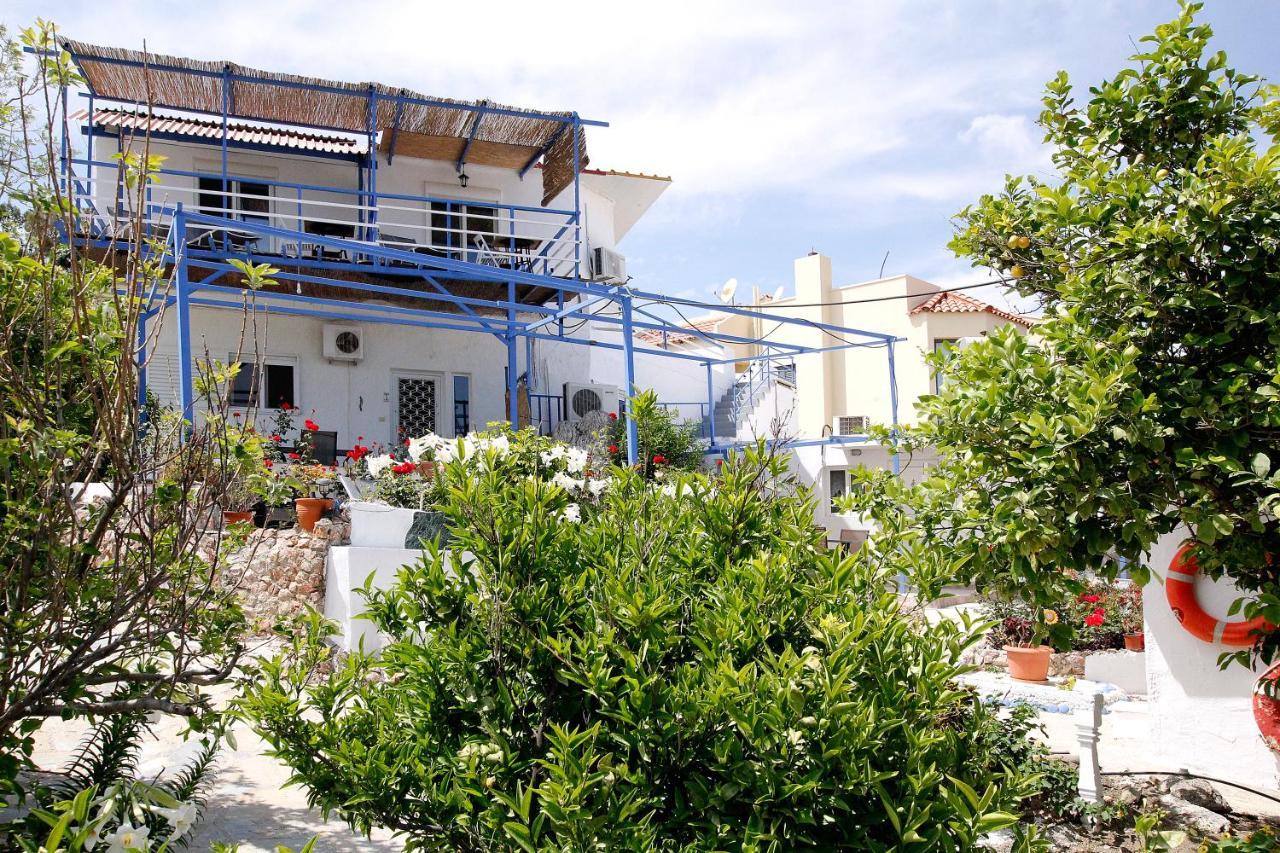 Paradis Studios Archangelos  Luaran gambar
