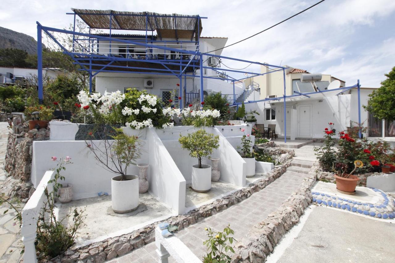 Paradis Studios Archangelos  Luaran gambar