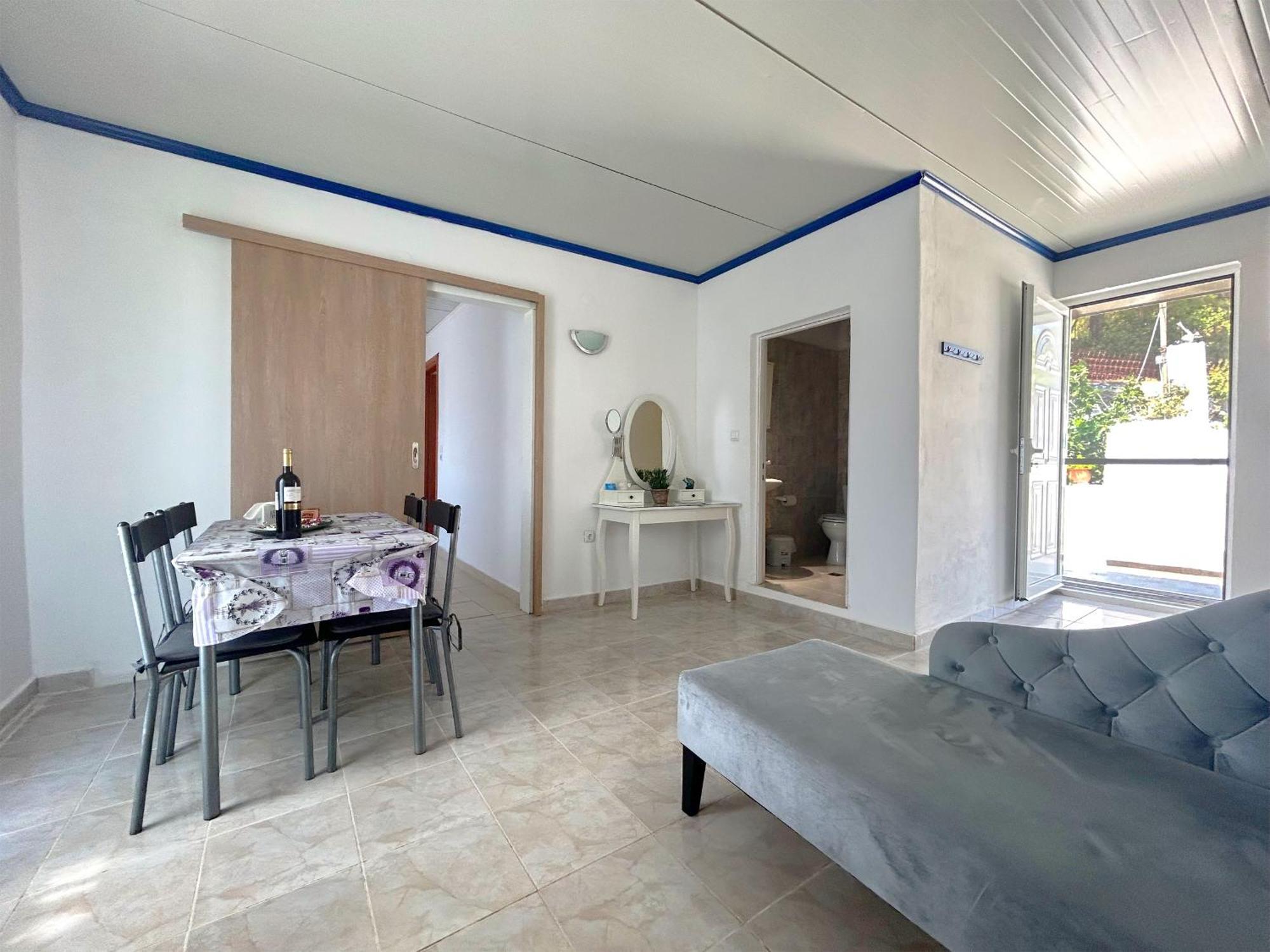 Paradis Studios Archangelos  Luaran gambar
