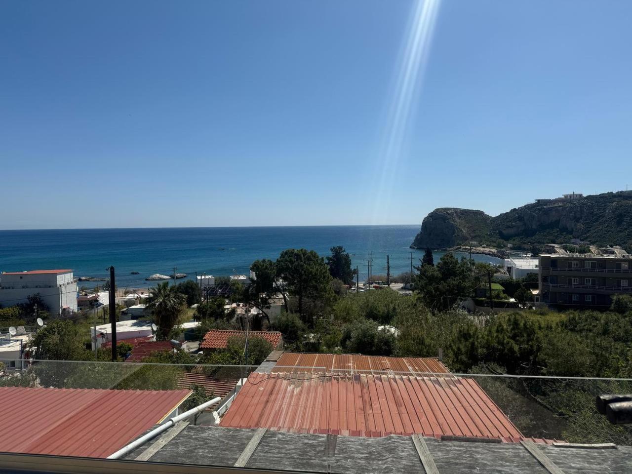 Paradis Studios Archangelos  Luaran gambar